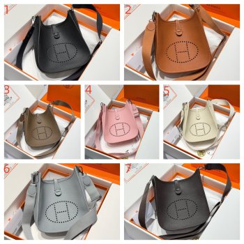 Hemers Evelyne Small Togo Leather 23cm