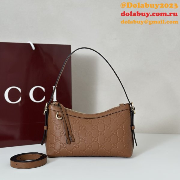 Gucci GG Emblem Small Shoulder Best 847450 Bag