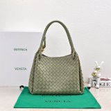 Top Bottega Veneta Intrecciato Parachute Large handbag 796571