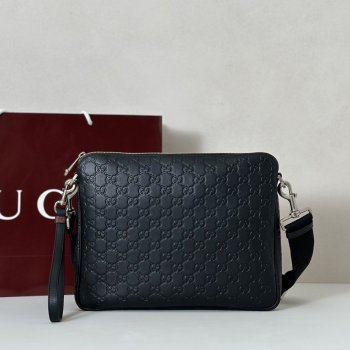Gucci GG Emblem Medium Crossbody Luxury 850214 Black Bag
