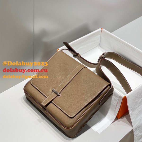 Luxury Hermes Steve Light Junior Mailing Envelope Bag