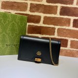 The Gucci Best Diana Replicas bag with bamboo 696817