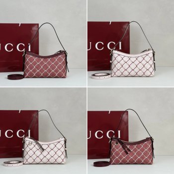 Gucci High Quality 847450 GG Emblem Small Shoulder Bag