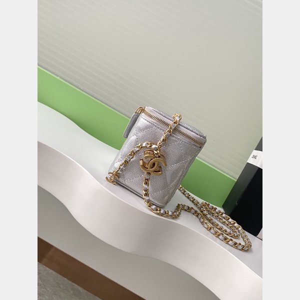 Shops 7 Star Chain Vanity AP3940 Lambskin Bag