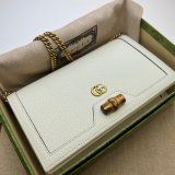 The Gucci Best Diana Replicas bag with bamboo 696817