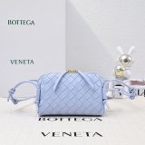 TOP Bottega Veneta Concert Pouch
