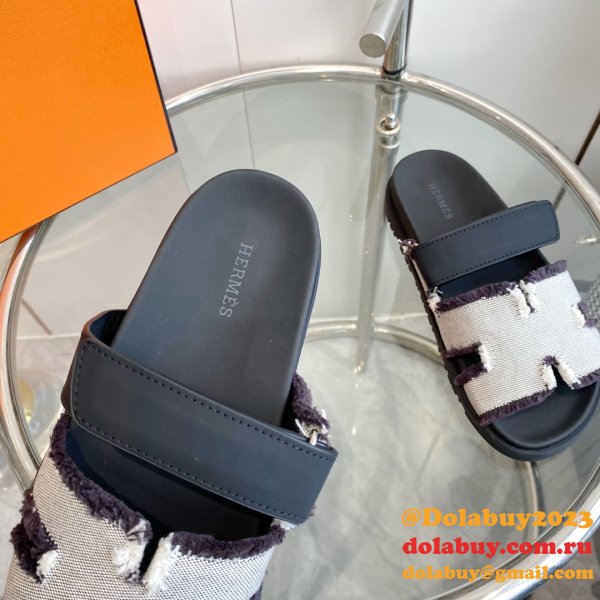 7 Star hermes Chypre couple sandal