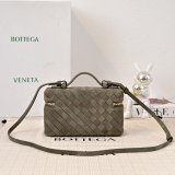 BOTTEGA VENETA Bang Bang Vanity Case Suede