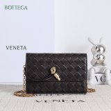 Bottega Veneta Andiamo Intrecciato Wallet on a Chain 844107