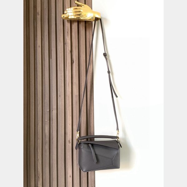 MINI Fashion Loewe Puzzle Bag In Soft Grained Galfskin 18cm
