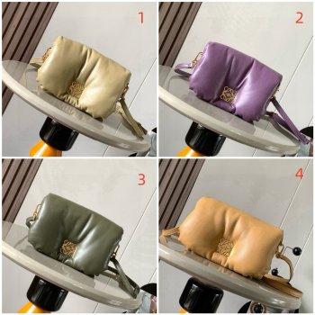 Top Loewe Puffer Goya Crossbody bag