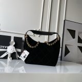 The News 1:1 AS5970 Cruise 2025/26 Hobo Bags