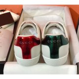 Gucci ACE sneaker with Bee