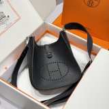 Hemers Evelyne Small Togo Leather 23cm