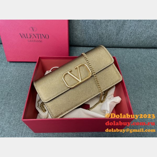 TOP Valentino Garavani Grained Calfskin Clutch