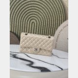 Top Quality CC Flap Lambskin 25cm Pearlescent handbag